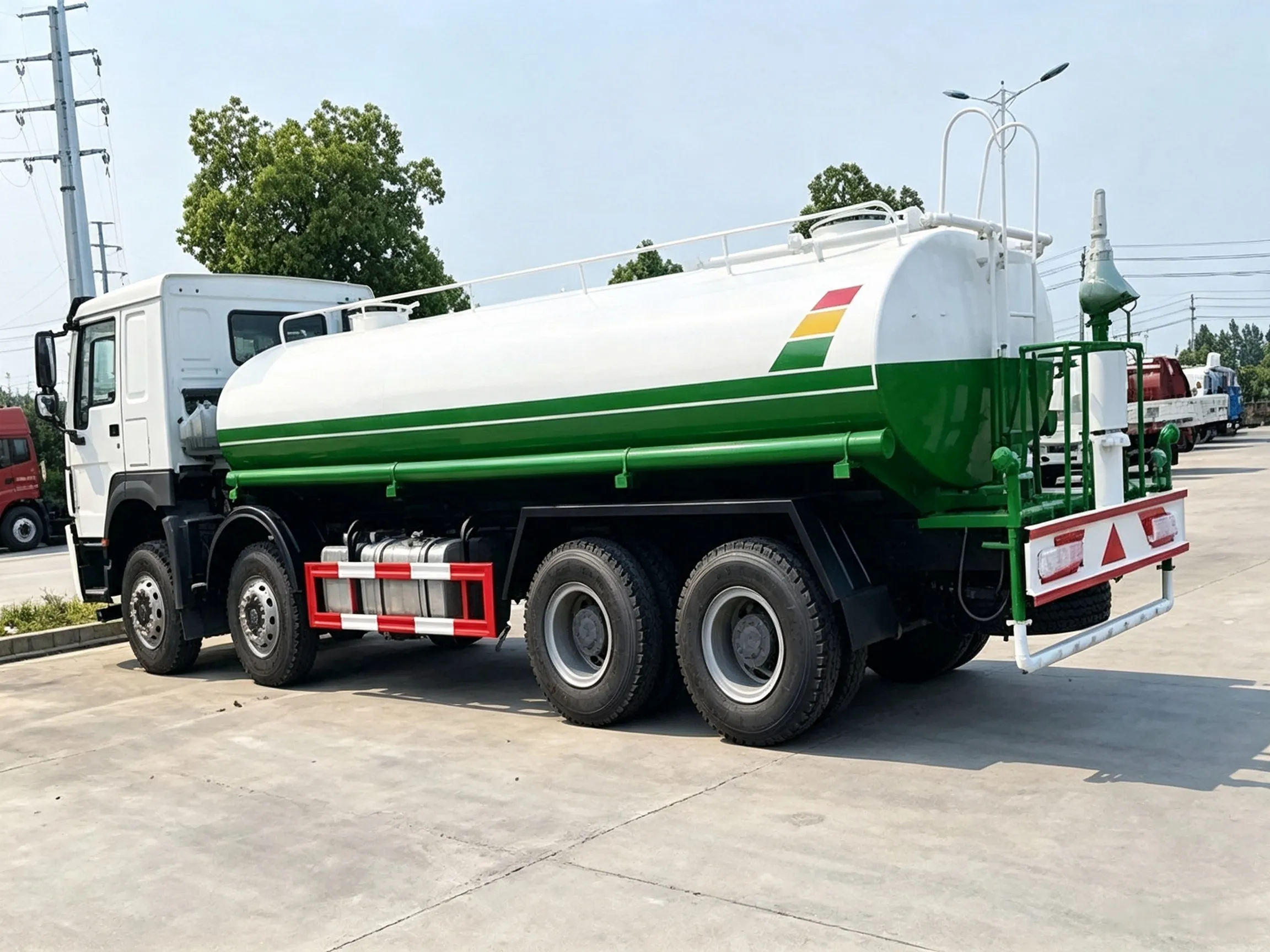 8×4 Water Sprinker Tank Trucks
