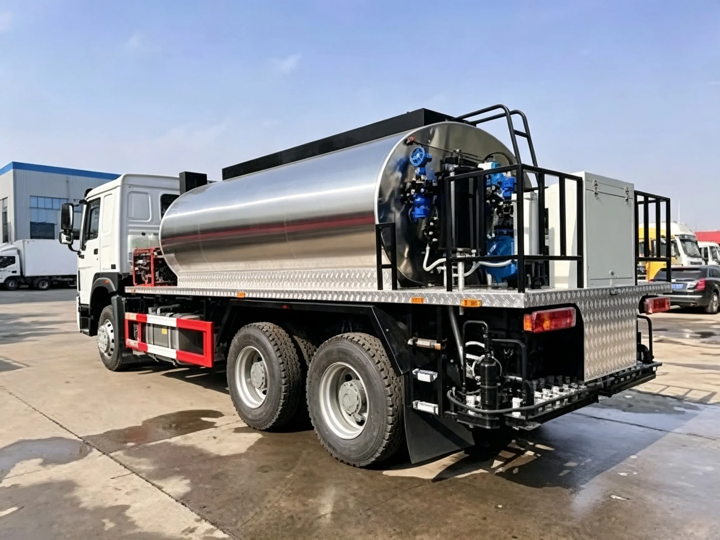 6×4 Bitumen Sprayer Trucks