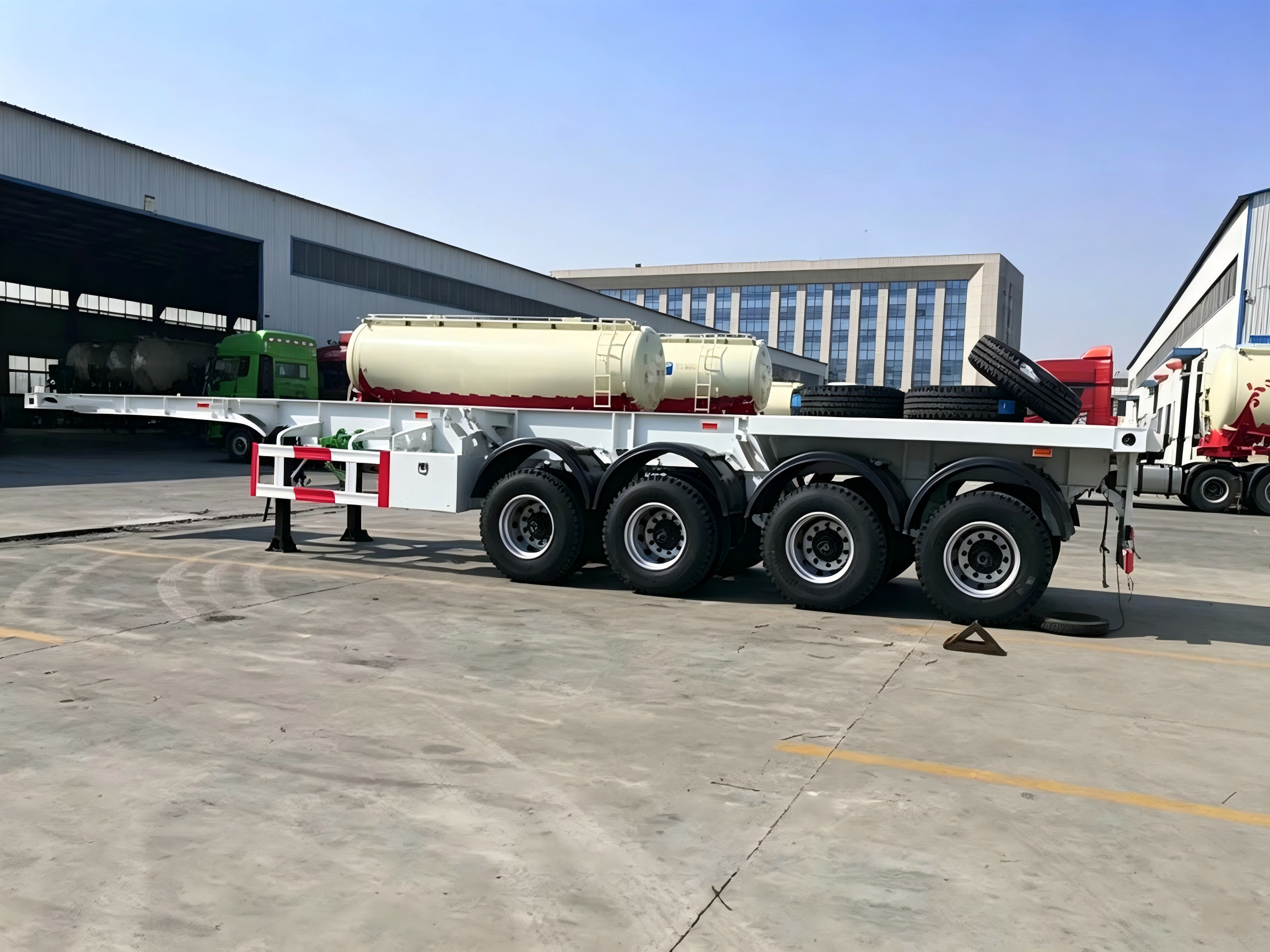 4 Axles Skeletal Trailer